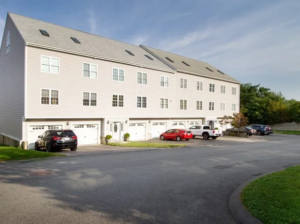 273 Draper St #6, Fall River, MA 02724