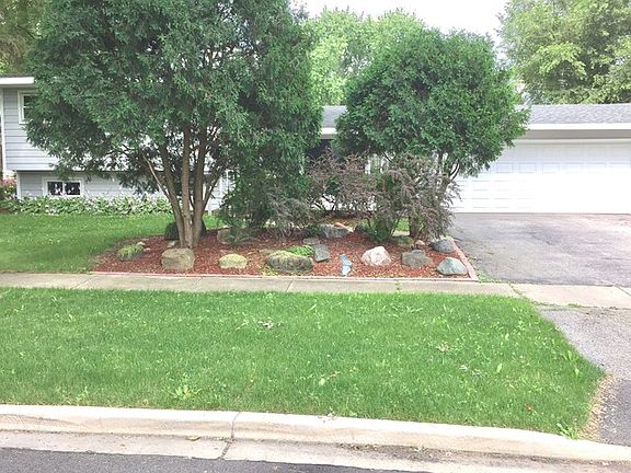 2nd image of 498 Lauren Ln