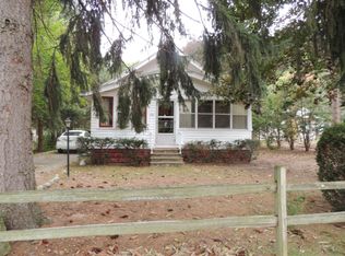428 Clark Dr NW, Comstock Park, MI 49321