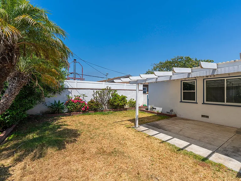 5348 W 142nd Pl — Photo 33
