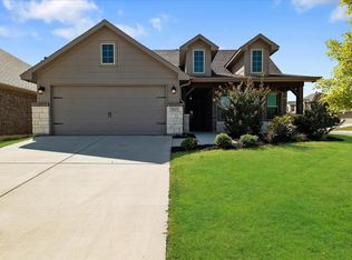 7637 Rothbury Dr, Fort Worth, TX 76179