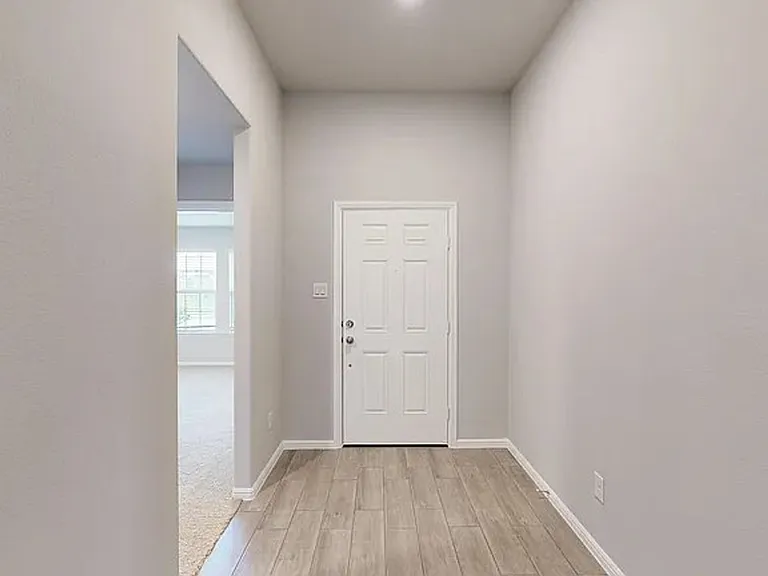 3316 Coronation Ct — Photo 5
