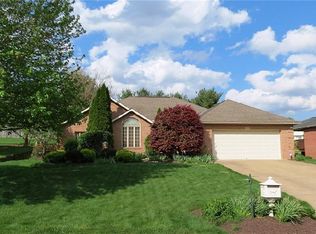 2129 Toftrees Dr, Bridgeville, PA 15017