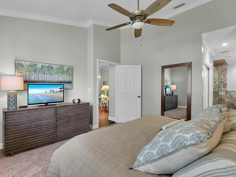 710 Lalique Cir #906 — Photo 15