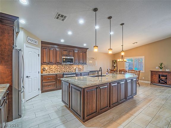 3rd image of 6608 Ruddock Dr