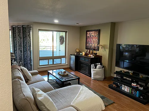 12349 Roosevelt Way NE #402 Photo 1