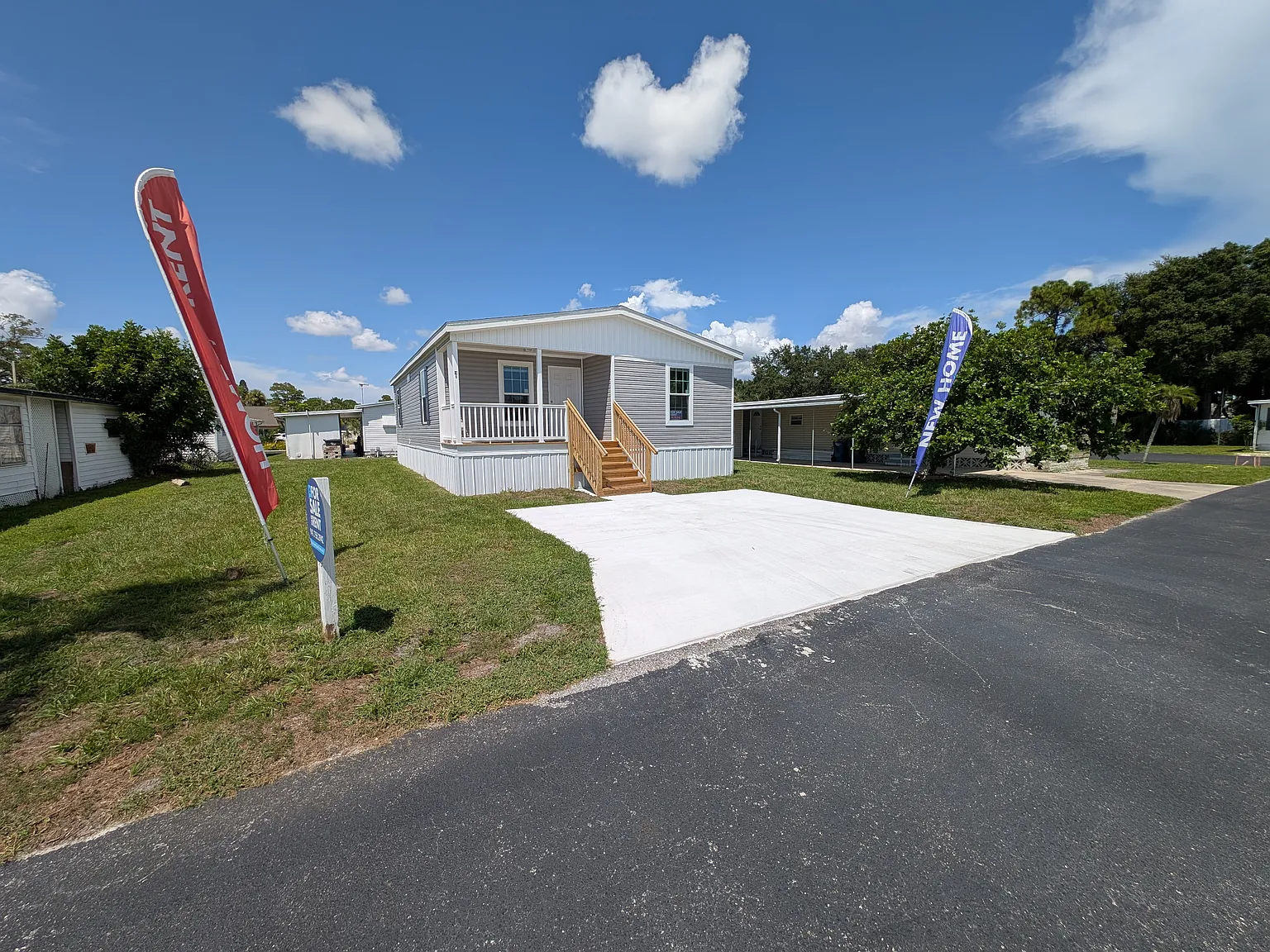 Bayshore Windmill Village — Photo 1
