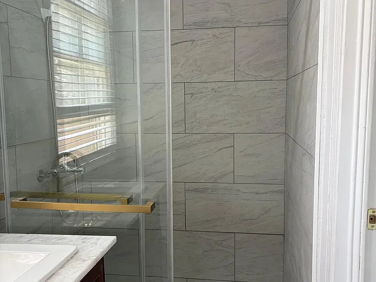 2415 Cabrillo Ave — Photo 11
