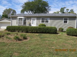 2356 Hawthorne Ct, Bettendorf, IA 52722