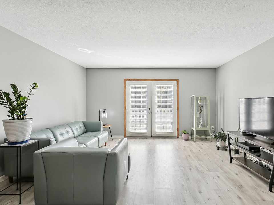 1st image of 1860 McMenemy St APT E