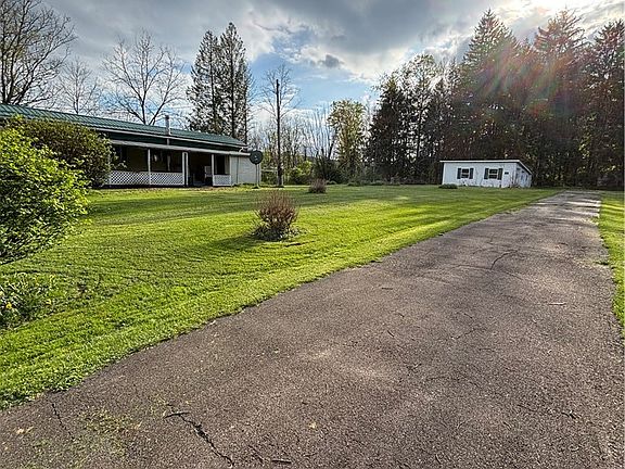 5th image of 13 Lyle Rd