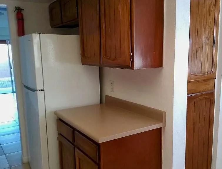 1510 E 26th Ln #2 — Photo 4