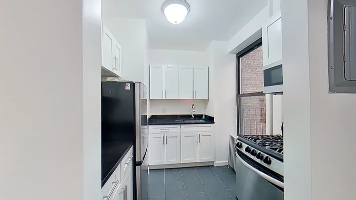 Rented by Compass | media 9