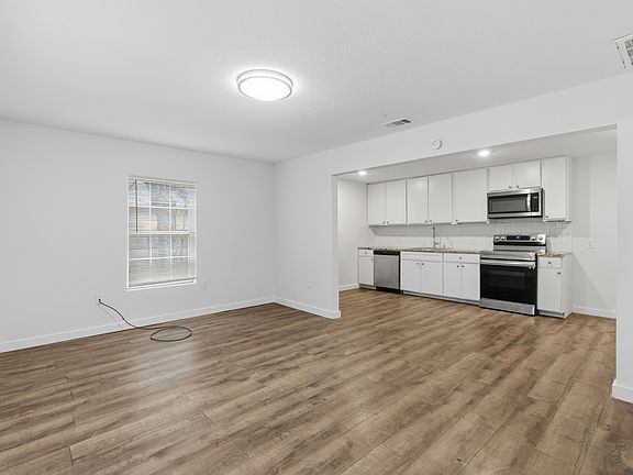 2nd image of 4518 Eutopia St