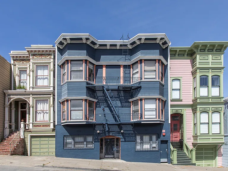 643 Webster St #2 — Photo 4