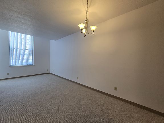 5th image of 130 Beach St APT 102