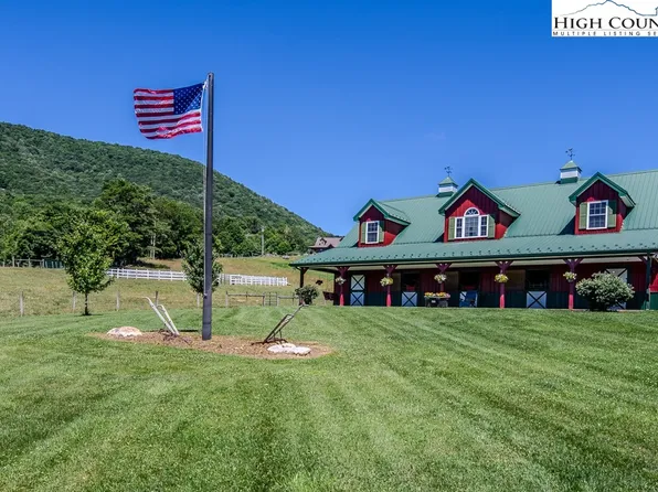1600 Golf Course Road, West Jefferson, NC 28694