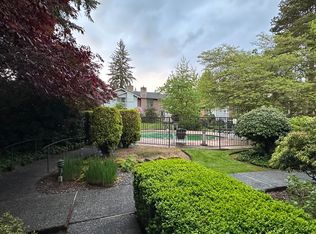 14836 SE 16th St APT 20, Bellevue, WA 98007