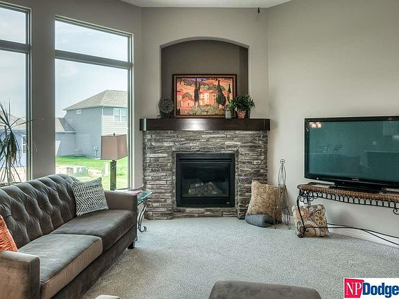 5th image of 4933 N 206th St