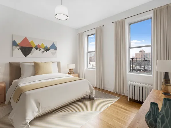 225 13th Street B2 image 3 of 5