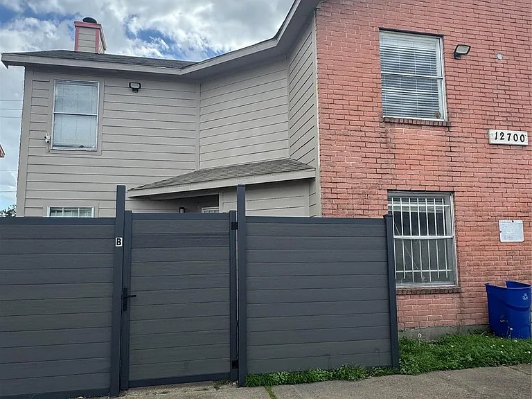 12700 Leader St #B — Photo 4