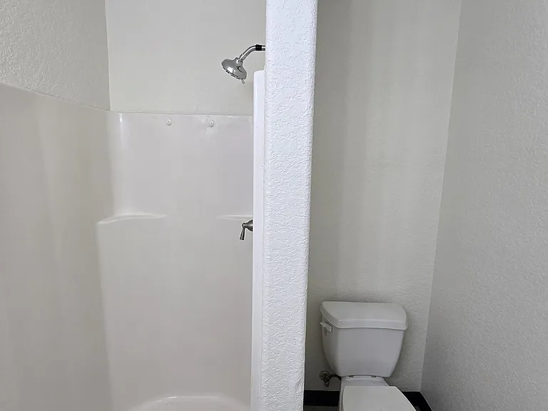 126 Alton Ave #C6 — Photo 5