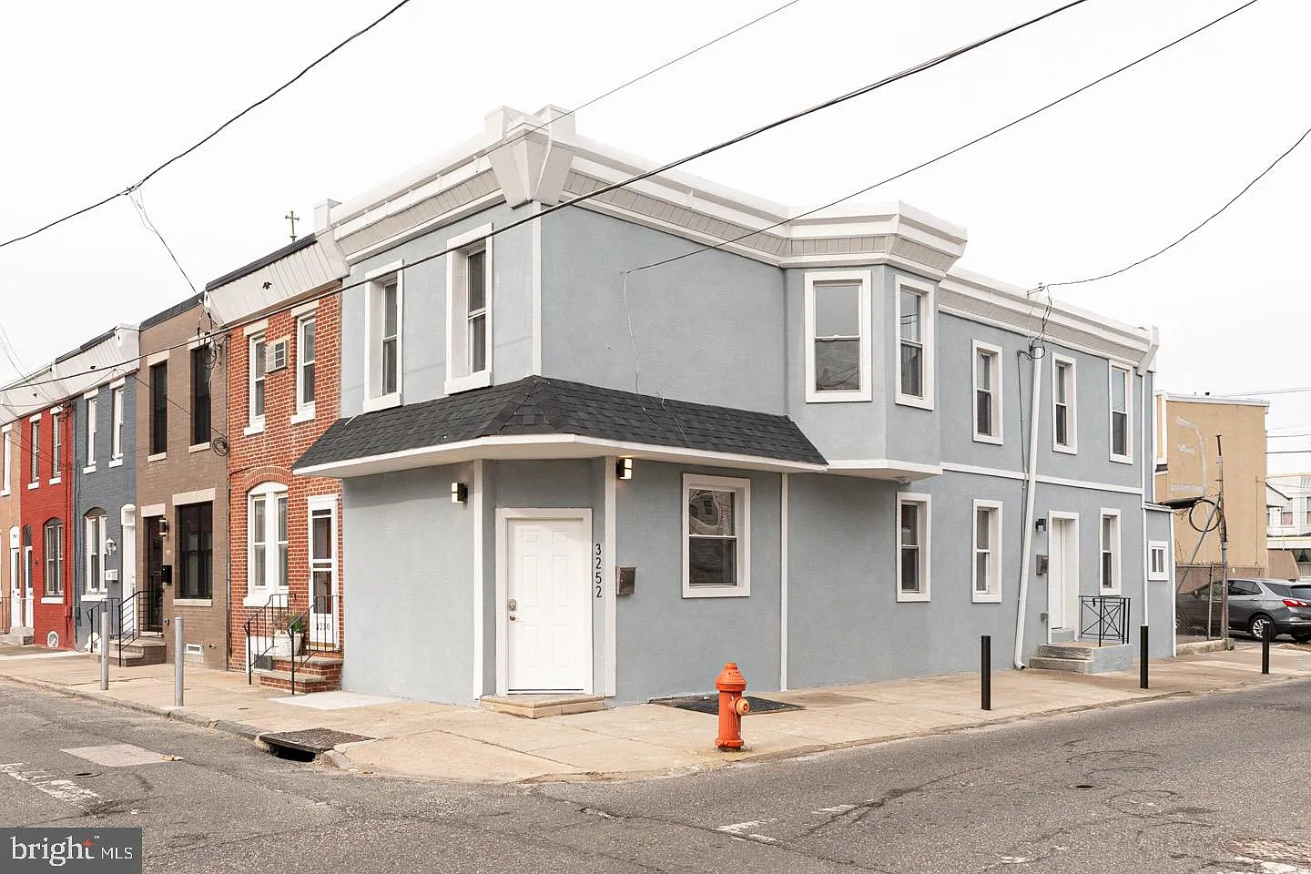 3252 Miller St photo 1