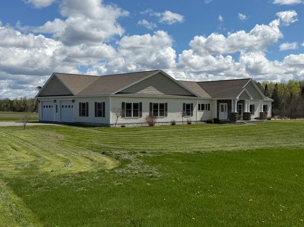 207 Corinth Road, Hudson, ME 04449