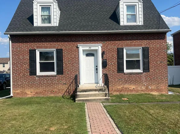 20 Fairview St, Stowe, PA 19464