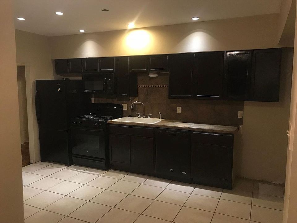 1st image of 305 S Negley Ave APT 1