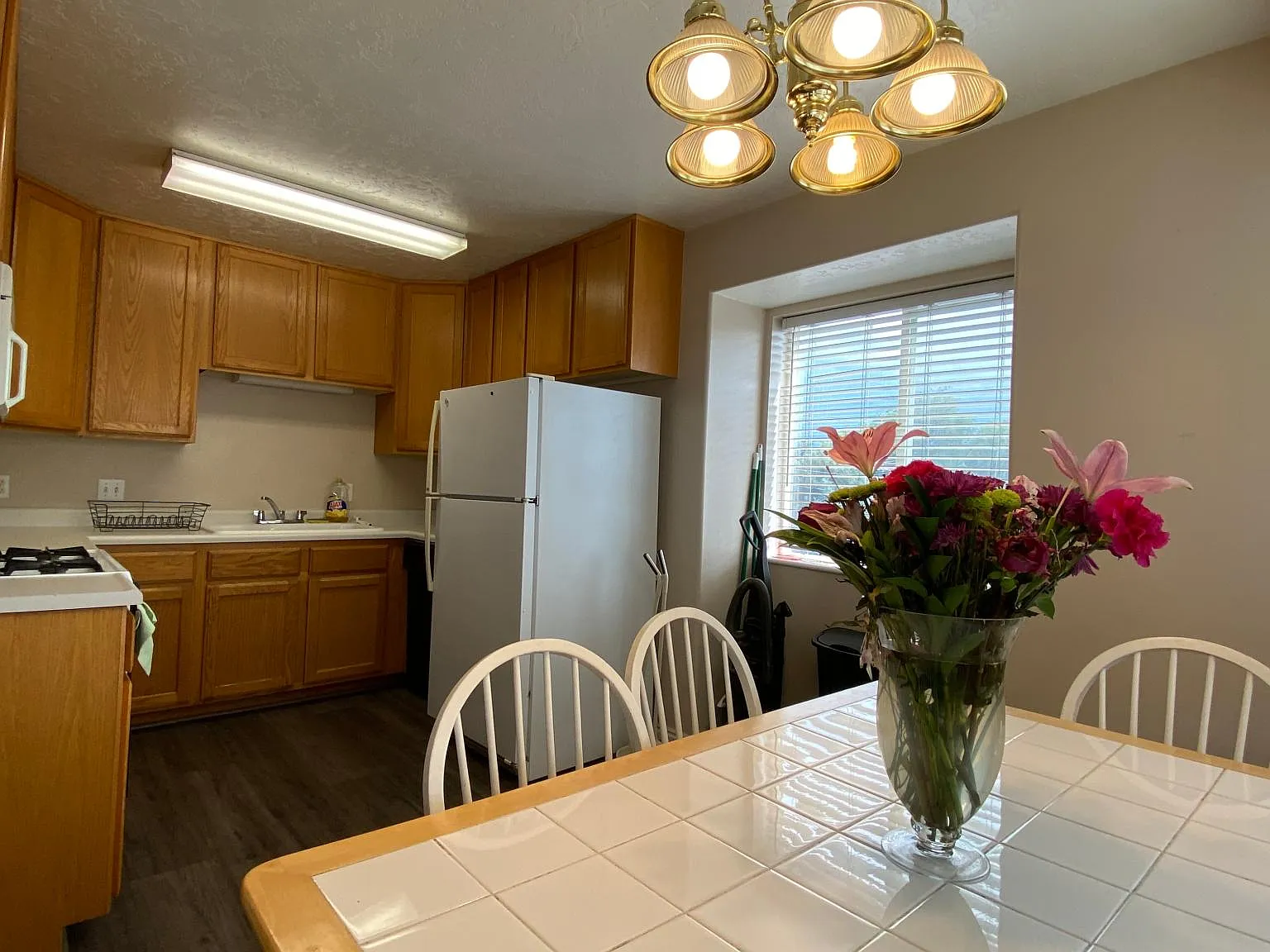 2 bed, 880 sqft, $585 — Photo 4