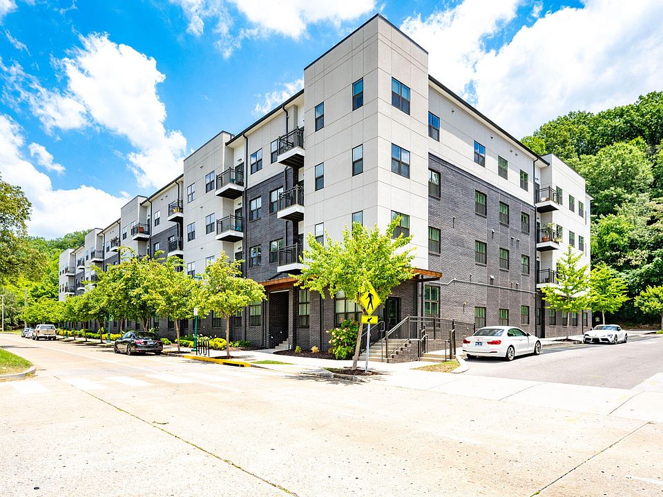 1st image of 782 Riverfront Pkwy #306