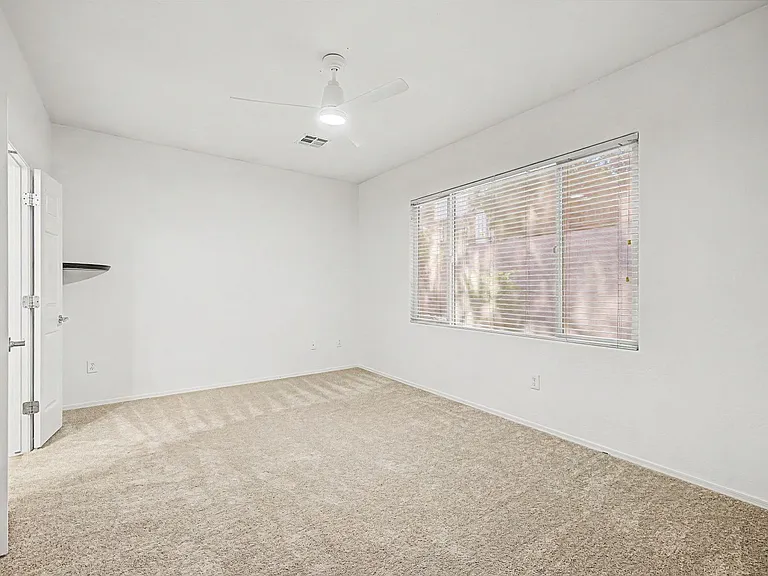 2539 Evening Twilight Ave — Photo 10