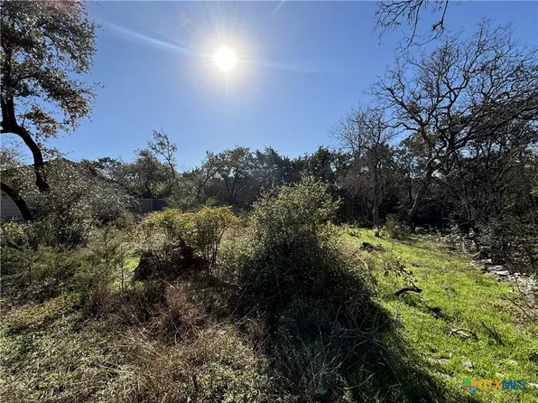 17 Cliffside Cir, Morgans Pt Resort, TX 76513