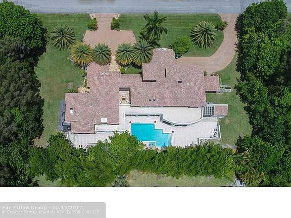 3rd image of 11860 NW 7th St