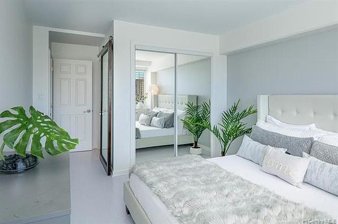 1st image of 2333 Kapiolani Blvd APT 917