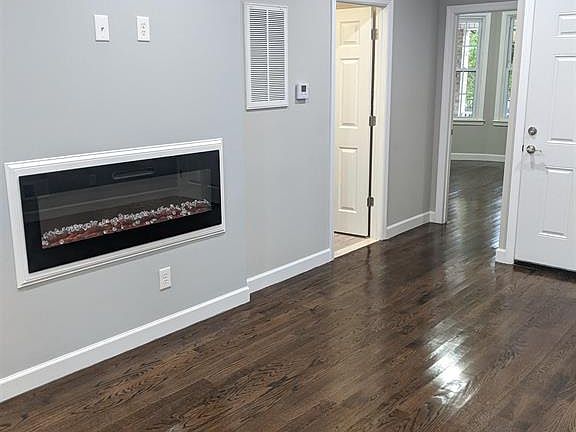 3rd image of 75 W 11th St #1F