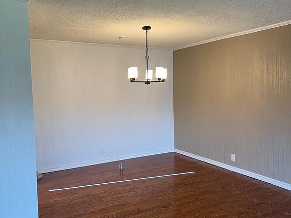 5th image of 252 Shadow Mountain Dr APT A8