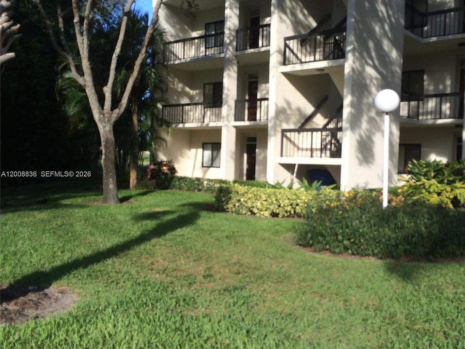 1st image of 2500 Presidential Way APT 101