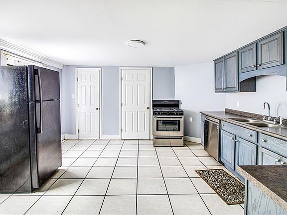 5th image of 4426 S Carrollton Ave