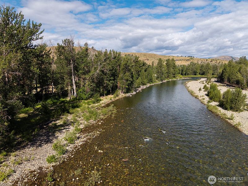 3rd image of 62 Old Twisp Hwy