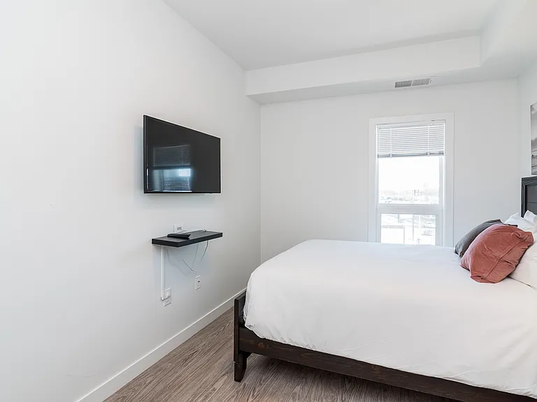1133 Portage Ave #306 — Photo 13