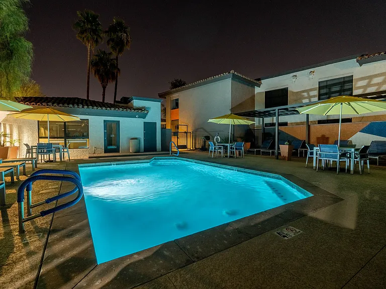 The Pointe at South Mountain — Photo 9
