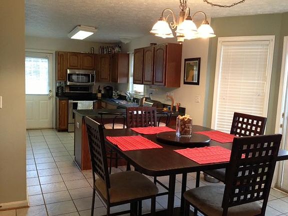 5th image of 10630 Hamiltons Crossing Dr