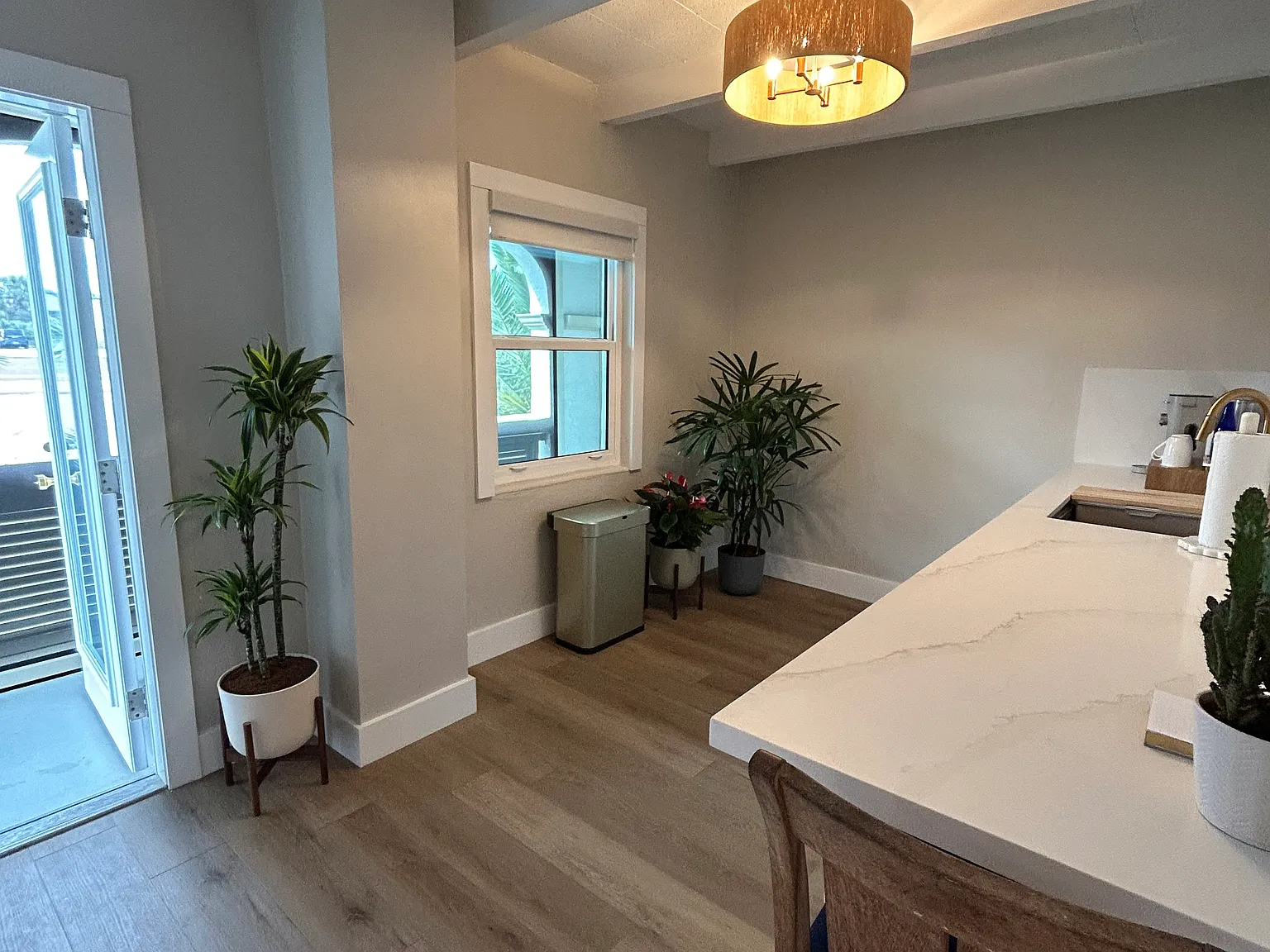 Studio, 450 sqft, $3,000 — Photo 4