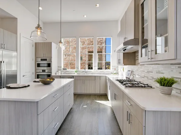 1301 Town Creek Dr Unit 1, Austin, TX 78741