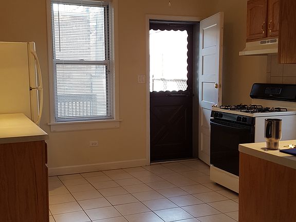 4th image of 1225 W Grand Avenue # Fl 1ST