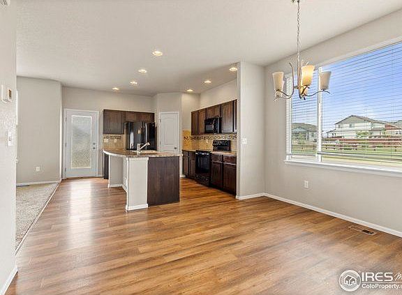4th image of 2094 Reliance Dr