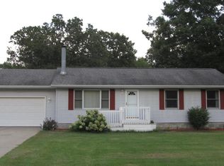 292 Logger Ln, Muskegon, MI 49442