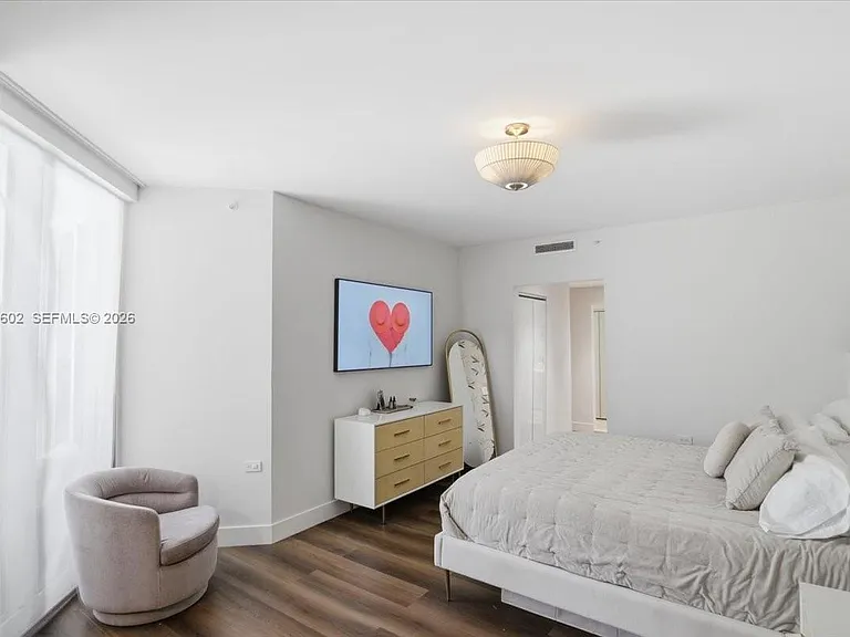 801 Brickell Key Blvd #409 — Photo 19